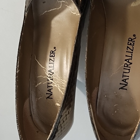 Naturalizer 8N Gold Silver Bronze Snake Imprinted Leather Upper Heeled Shoes - Picture 5 of 16